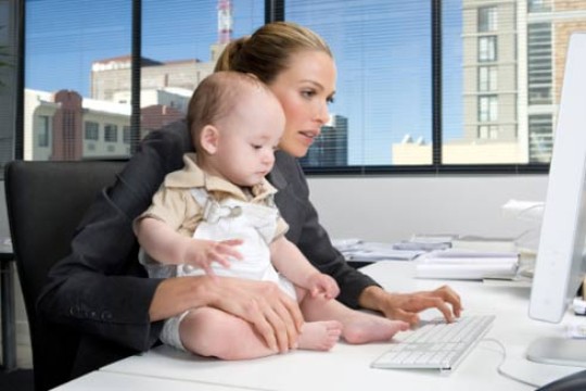 5 lỗi thường gặp của bà mẹ đối với con đi làm sau khi sinh