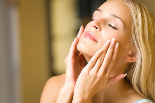 Liệu pháp chăm sóc da mặt hiệu quả như ở spa