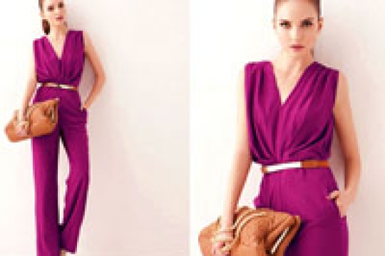 Duyên dáng tiệc tùng cùng jumpsuit 