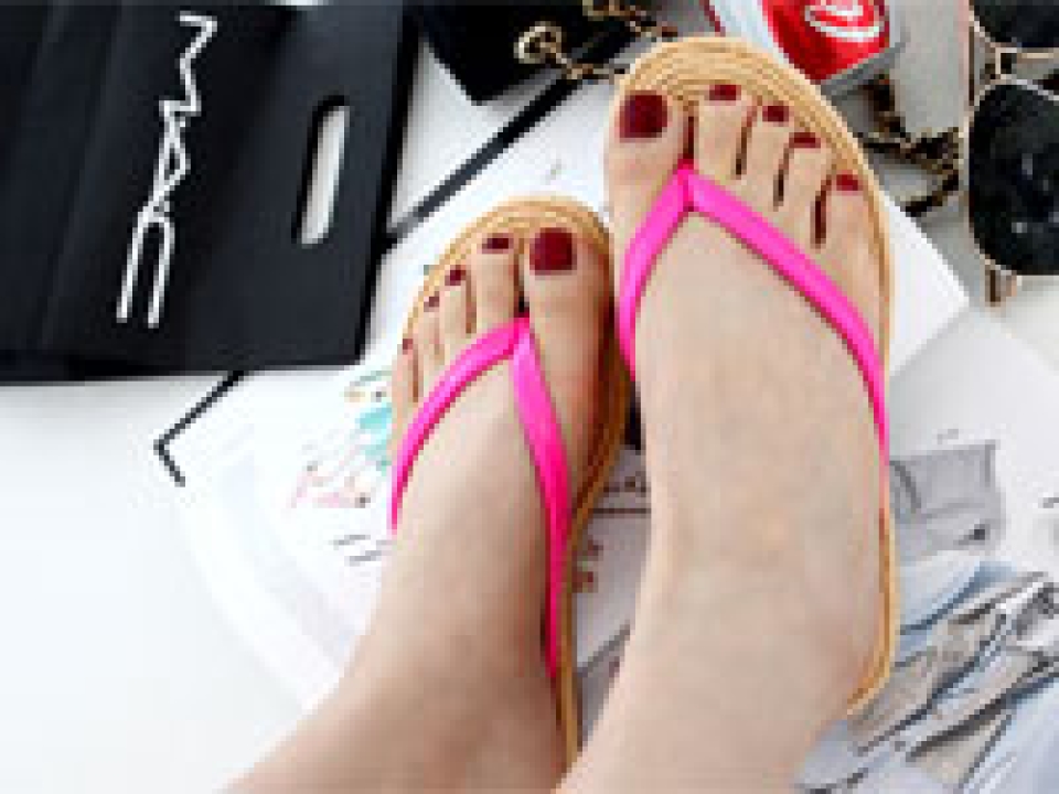 Sandals trendy cho cả tuần